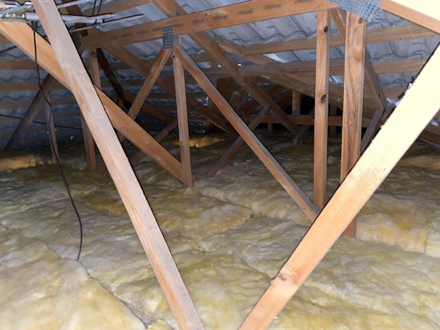 home ceiling insulation installation